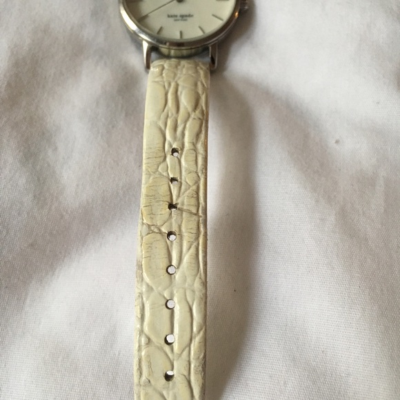 Kate Spade Metro Mother of Pearl Watch (Needs TLC) - Picture 4 of 7